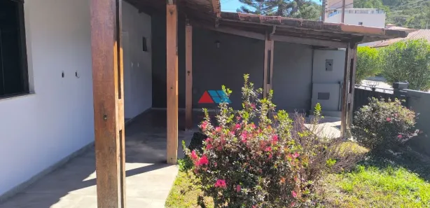 Casa com 3 Quartos para alugar, 95m² no Caeté, Caeté