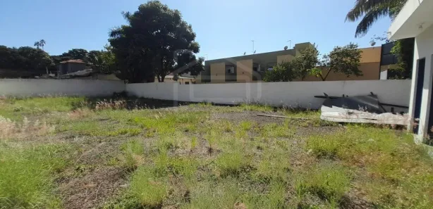 Terreno / Lote / Condomínio para venda ou aluguel, 448m² no Chácara Braz Miraglia, Jaú