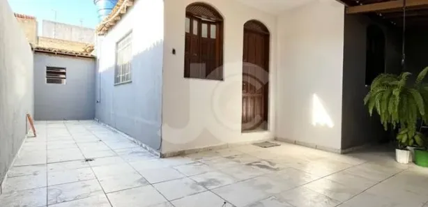Casa com 3 Quartos à venda, 100m² no Zabelê, Vitória da Conquista