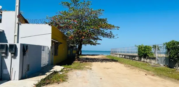 Casa com 2 Quartos à venda, 69m² no Bananeiras, Araruama