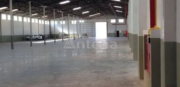 Galpão / Depósito / Armazém à venda, 4000m² no Boneca do Iguaçu, São José dos Pinhais