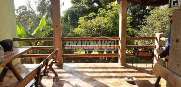 Fazenda / Sítio / Chácara com 2 Quartos à venda, 2600m² no Jundiaquara, Araçoiaba da Serra