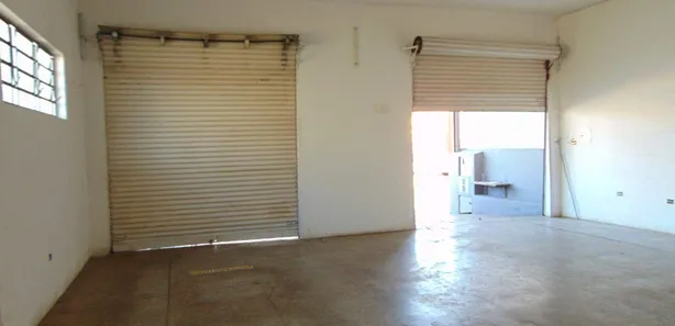 Loja / Salão / Ponto Comercial para alugar, 300m² no Parque Residencial Esplanada, Boituva