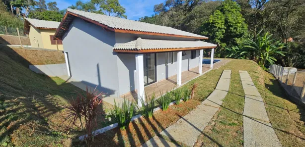 Fazenda / Sítio / Chácara com 3 Quartos à venda, 1000m² no , Mairinque
