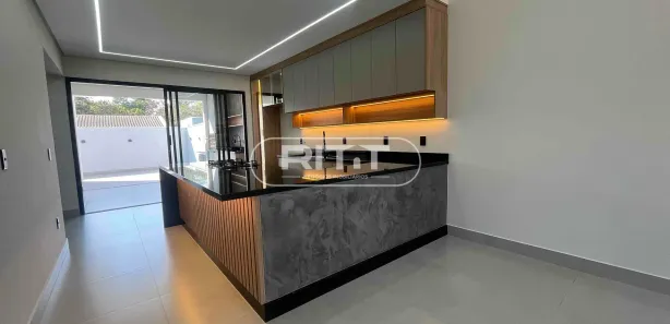 Casa de Condomínio com 3 Quartos à venda, 178m² no Jardim Itapoan, Monte Mor