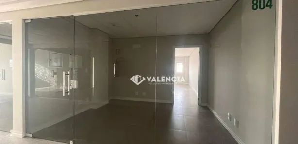 Conjunto Comercial / Sala para alugar, 41m² no Centro, Cascavel