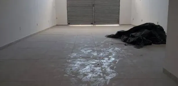 Loja / Salão / Ponto Comercial à venda, 600m² no Parque Residencial Beira Rio, Guaratinguetá