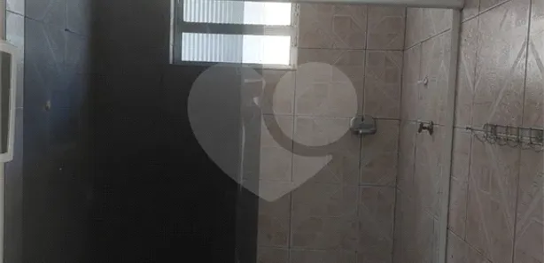 Casa de Vila com 2 Quartos para alugar, 80m² no km 18, Osasco