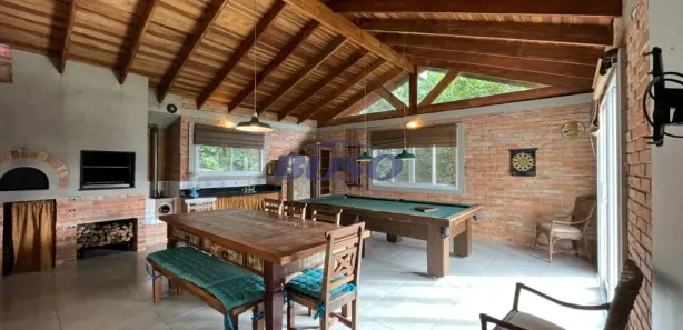 Casa de Condomínio com 3 Quartos à venda, 384m² no São Gabriel, Colombo