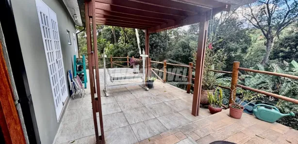 Fazenda / Sítio / Chácara com 2 Quartos à venda, 176m² no Saboó, São Roque