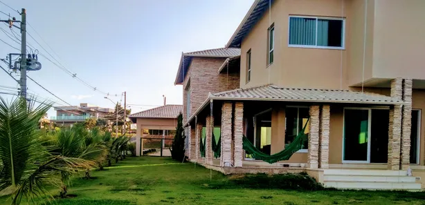 Casa de Condomínio com 5 Quartos à venda, 437m² no , Confins