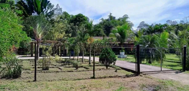Fazenda / Sítio / Chácara com 3 Quartos à venda, 10000m² no Parque Nossa Senhora da Ajuda, Guapimirim
