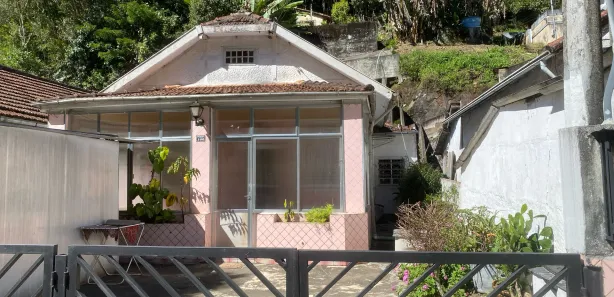 Casa com 4 Quartos à venda, 138m² no Castelanea, Petrópolis