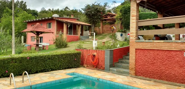 Fazenda / Sítio / Chácara com 4 Quartos à venda, 386m² no , Nazaré Paulista