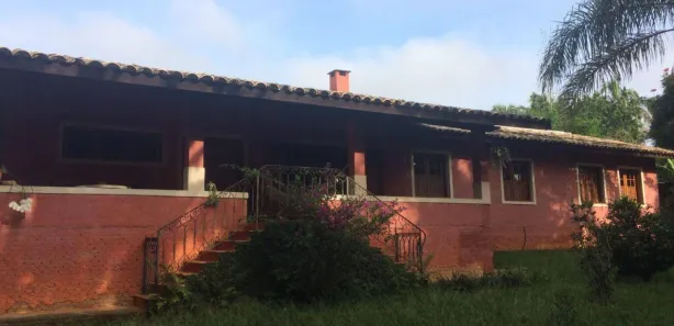 Fazenda / Sítio / Chácara com 3 Quartos à venda, 294m² no Chácaras Cataguá, Taubaté
