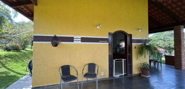Fazenda / Sítio / Chácara com 3 Quartos à venda, 160m² no Chácara Maracajás, Salto
