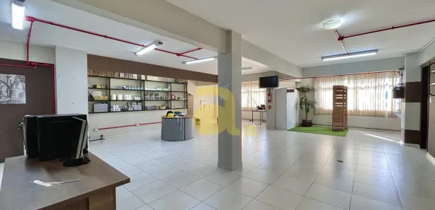Conjunto Comercial / Sala para alugar, 100m² no Água Verde, Blumenau