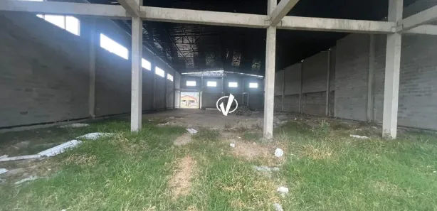Galpão / Depósito / Armazém para alugar, 961m² no Jardim Regina (Moreira César), Pindamonhangaba
