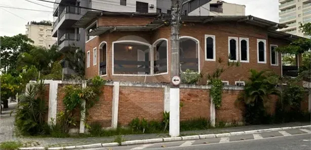 Sobrado com 4 Quartos para venda ou aluguel, 380m² no Enseada, Guarujá