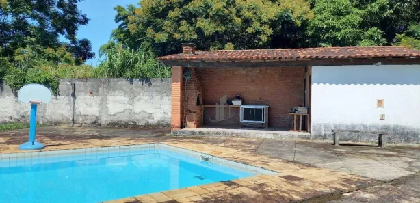 Fazenda / Sítio / Chácara com 10 Quartos à venda, 463m² no Centro, Piraí