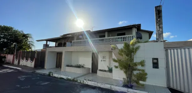 Sobrado com 4 Quartos à venda, 306m² no Buraquinho, Lauro de Freitas