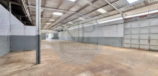 Galpão / Depósito / Armazém para alugar, 900m² no Dix-Sept Rosado, Natal