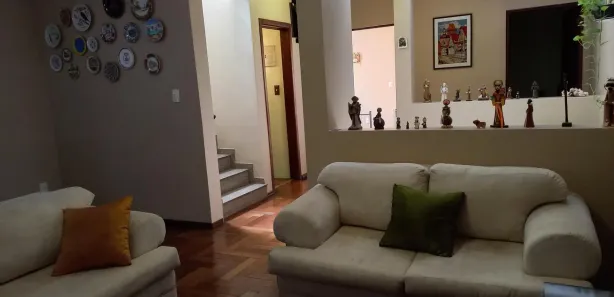 Sobrado com 4 Quartos para venda ou aluguel, 225m² no Taboão, Diadema