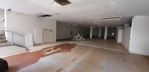 Prédio Inteiro para alugar, 742m² no Centro, Ribeirão Preto