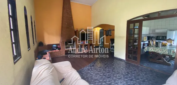 Fazenda / Sítio / Chácara com 3 Quartos à venda, 1500m² no Itaquaciara, Itapecerica da Serra