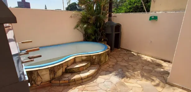Sobrado com 3 Quartos para venda ou aluguel, 320m² no Jardim Londrina, São Paulo