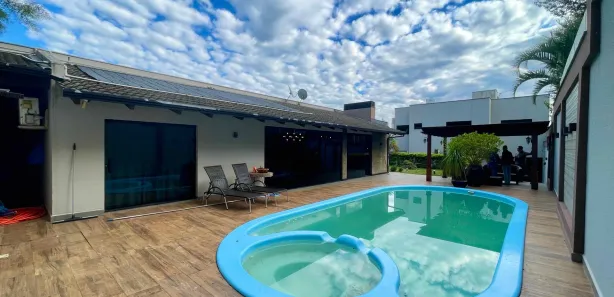 Casa com 3 Quartos para alugar, 160m² no Centro, Chapecó