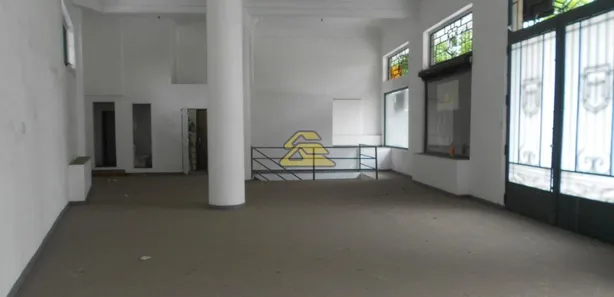 Loja / Salão / Ponto Comercial para alugar, 300m² no Saúde, Rio de Janeiro