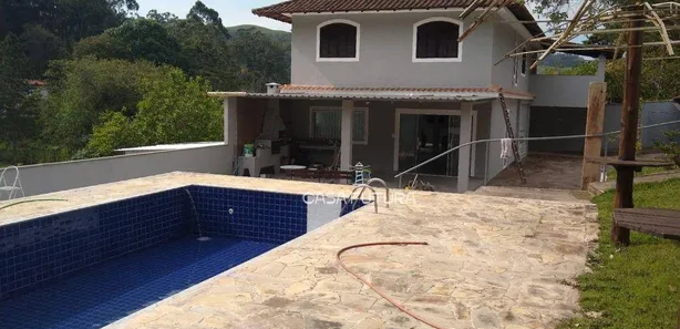 Fazenda / Sítio / Chácara com 4 Quartos à venda, 800m² no Ipiabas, Barra do Piraí