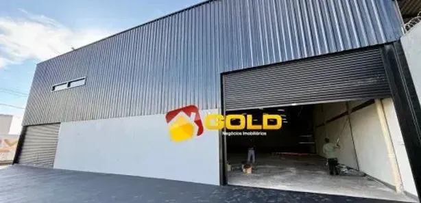 Galpão / Depósito / Armazém à venda, 1100m² no Laranjeiras, Uberlândia