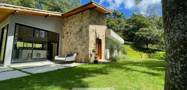 Casa de Condomínio com 3 Quartos à venda, 1900m² no , Areal