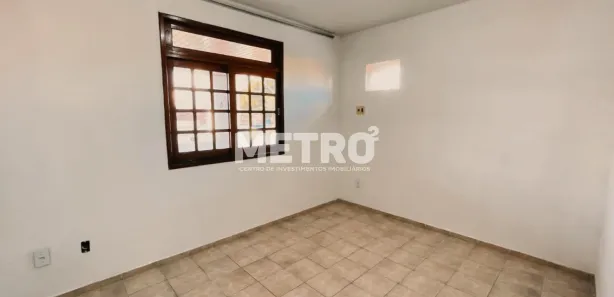 Loja / Salão / Ponto Comercial com 4 Quartos para alugar, 190m² no Centro, Petrolina