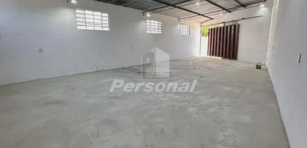 Galpão / Depósito / Armazém para alugar, 212m² no Jardim Independência, Taubaté