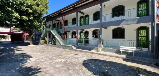Hotel / Motel / Pousada com 45 Quartos à venda, 1800m² no Centro, Guapimirim