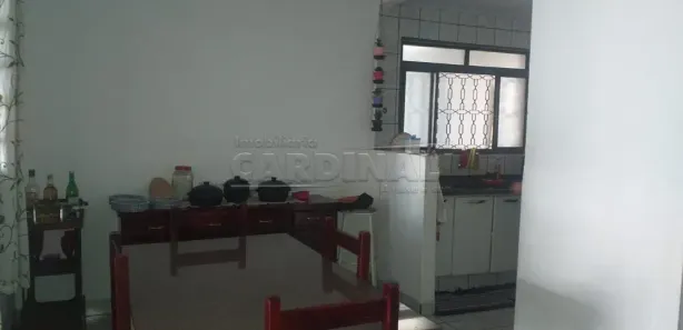 Casa com 2 Quartos à venda, 149m² no Conjunto Habitacional Victório de Santi, Araraquara