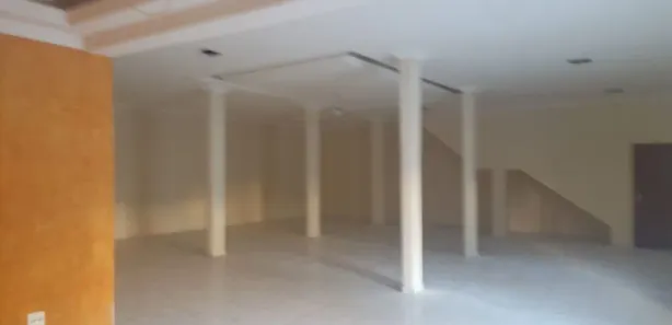Loja / Salão / Ponto Comercial para alugar, 120m² no Centro, Macaé