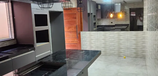 Sobrado com 3 Quartos para venda ou aluguel, 125m² no Jardim Rosina, Mauá