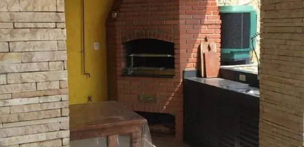 Casa com 2 Quartos para alugar, 600m² no Maria Auxiliadora, Embu das Artes