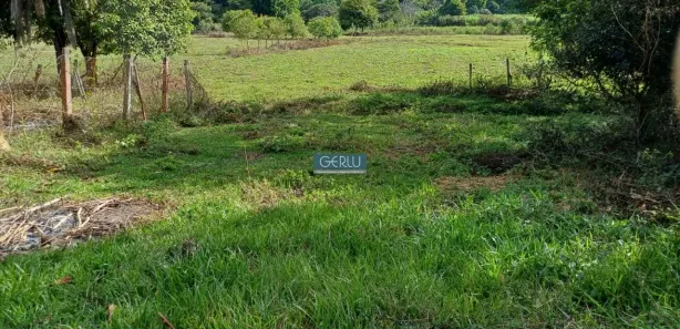 Fazenda / Sítio / Chácara com 3 Quartos à venda, 200m² no Centro, Esmeraldas