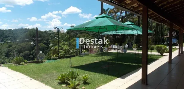 Fazenda / Sítio / Chácara com 5 Quartos à venda, 345m² no , Piraí
