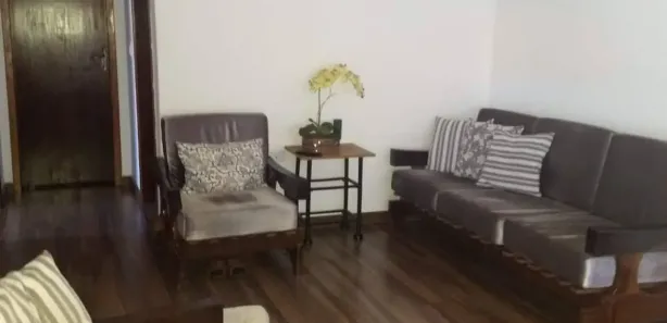 Casa com 3 Quartos para alugar, 150m² no Jardim Caviúna, Rolândia