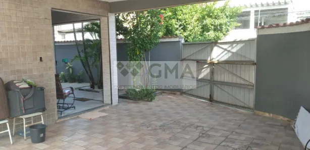 Casa com 6 Quartos à venda, 249m² no Centro, Duque de Caxias