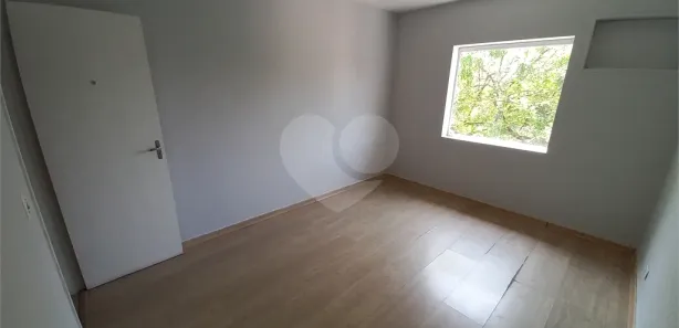 com 2 Quartos para alugar, 200m² no Jardim da Glória, Taboão da Serra