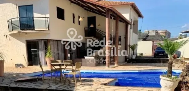 Casa de Condomínio com 3 Quartos para alugar, 1000m² no Setor Habitacional Vicente Pires - Trecho 3, Brasília