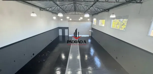 Galpão / Depósito / Armazém para alugar, 430m² no Residencial Quinta dos Vinhedos, Bragança Paulista