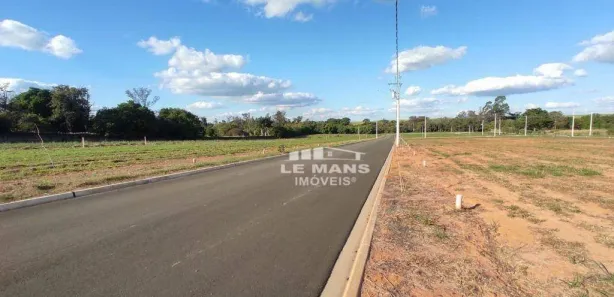 Terreno / Lote / Condomínio à venda, 176m² no Centro, Saltinho